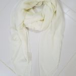 Lawn Cashmere Square Scarf - Cream