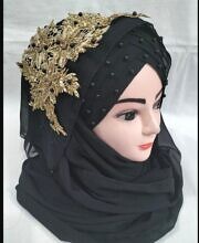 Pearl Ready to Wear with Golden Bunch - Black